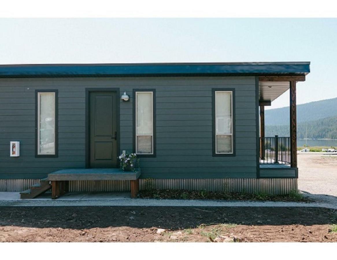 ווסט ילוסטון Terra Nova Cabins מראה חיצוני תמונה