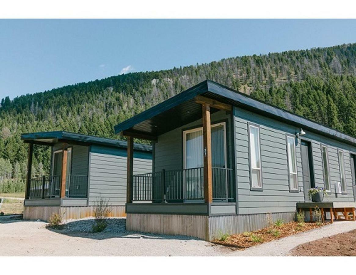 ווסט ילוסטון Terra Nova Cabins מראה חיצוני תמונה